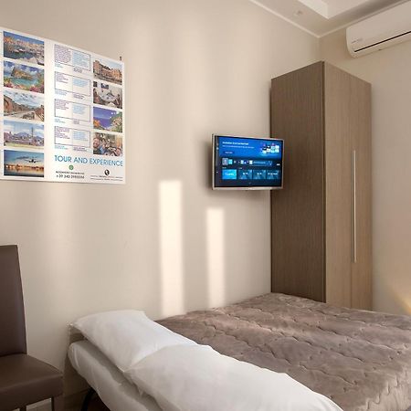Residenza Suarez Bed & Breakfast Napoli Ngoại thất bức ảnh