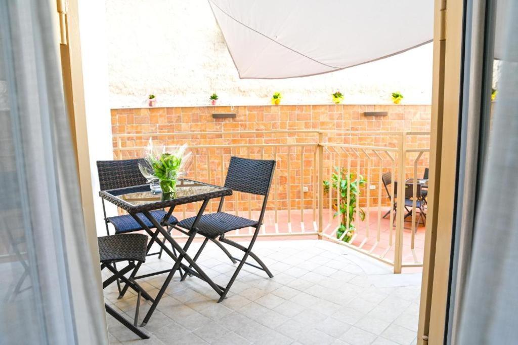 Residenza Suarez Bed & Breakfast Napoli Ngoại thất bức ảnh