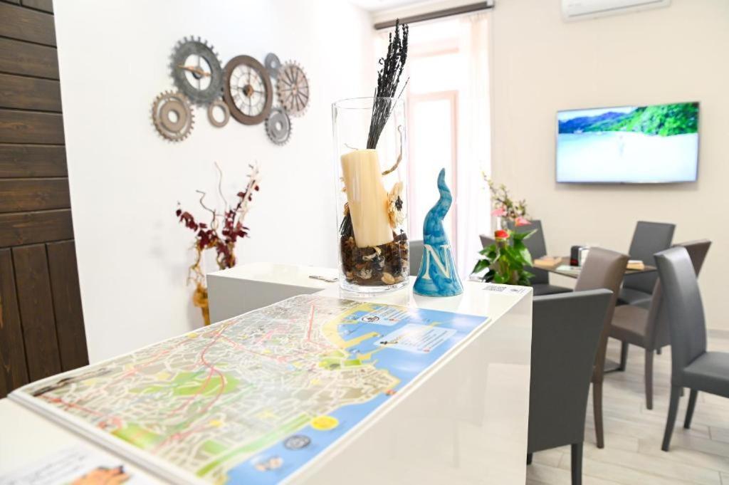 Residenza Suarez Bed & Breakfast Napoli Ngoại thất bức ảnh