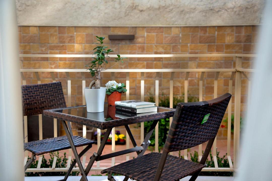 Residenza Suarez Bed & Breakfast Napoli Ngoại thất bức ảnh